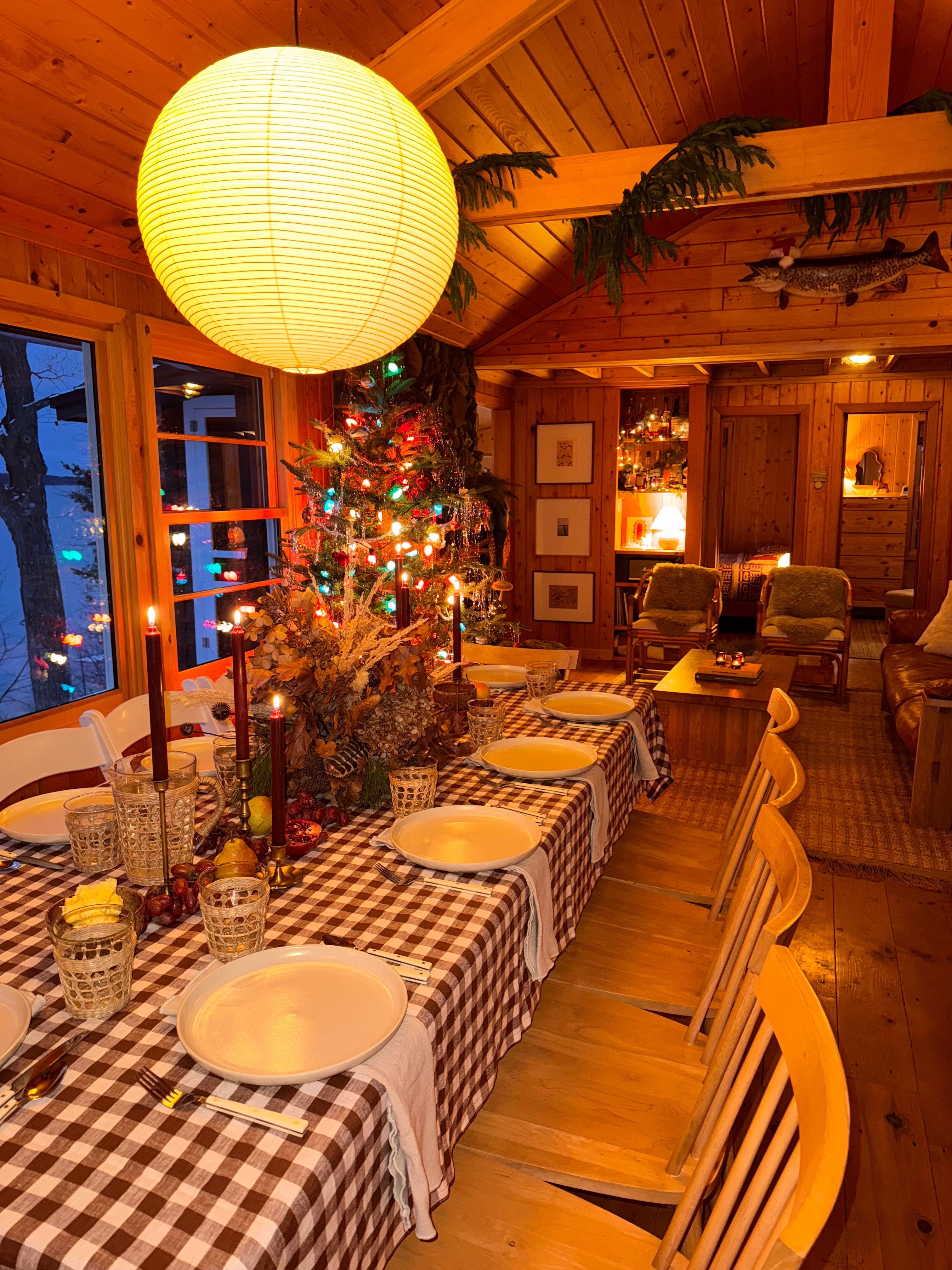 Huga_Collective_LUNA_60cm_Lifestyle_holiday_setup3_Brooke.jpg